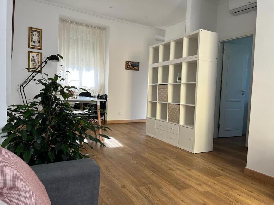 Casa Da Praia Da Poca - Apartamento Lirio Estoril Eksteriør billede